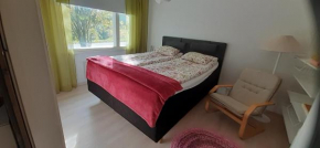 Huone Rauhallisessa Mummolassa in Kalajoki